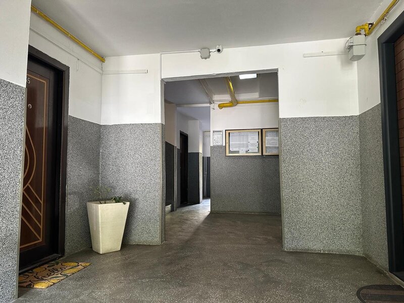 Berceni- Spital Bagdazar, metrou Aparatorii Patriei, 2 LIFTURI